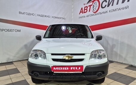 Chevrolet Niva I рестайлинг, 2018 год, 880 000 рублей, 2 фотография