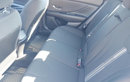 Hyundai Elantra, 2021 год, 2 100 000 рублей, 7 фотография