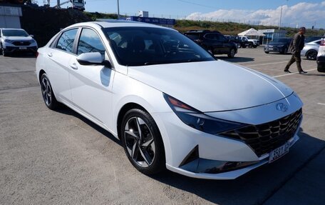 Hyundai Elantra, 2021 год, 2 100 000 рублей, 2 фотография