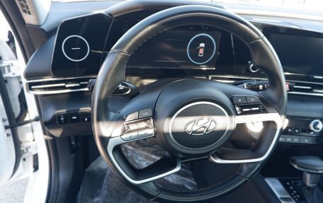 Hyundai Elantra, 2021 год, 2 100 000 рублей, 6 фотография