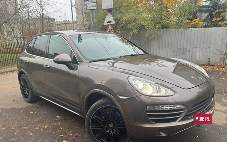 Porsche Cayenne III, 2012 год, 2 850 000 рублей, 2 фотография