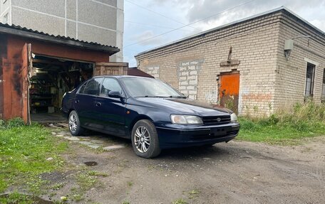 Toyota Carina E, 1997 год, 220 000 рублей, 2 фотография