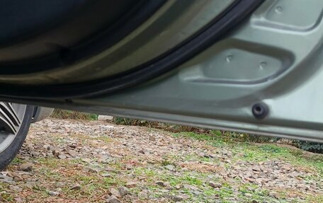 Toyota Avensis III рестайлинг, 2002 год, 580 000 рублей, 13 фотография