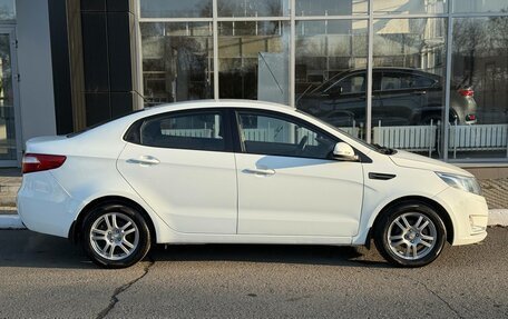 KIA Rio III рестайлинг, 2013 год, 870 000 рублей, 6 фотография