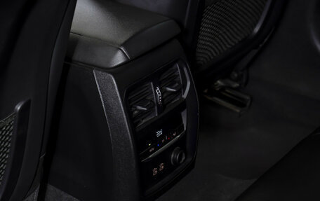 BMW 3 серия, 2019 год, 2 995 000 рублей, 26 фотография