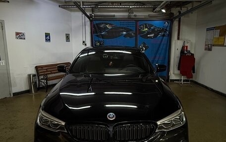 BMW 5 серия, 2018 год, 4 500 000 рублей, 3 фотография