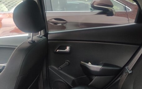 KIA Rio III рестайлинг, 2015 год, 1 200 000 рублей, 25 фотография