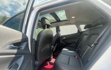 Chevrolet Tracker, 2021 год, 1 000 000 рублей, 7 фотография