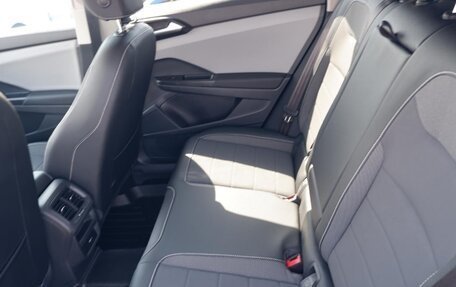 Volkswagen Taos, 2022 год, 2 100 000 рублей, 8 фотография