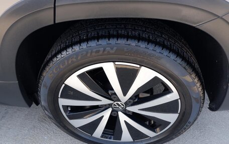 Volkswagen Taos, 2022 год, 2 100 000 рублей, 7 фотография