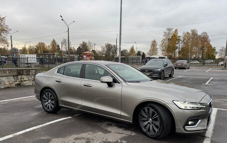 Volvo S60 III, 2019 год, 3 300 000 рублей, 4 фотография