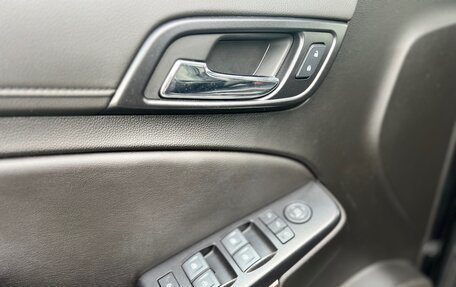 Chevrolet Tahoe IV, 2019 год, 4 500 000 рублей, 10 фотография