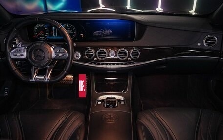 Mercedes-Benz S-Класс AMG, 2018 год, 11 000 000 рублей, 12 фотография