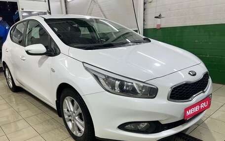 KIA cee'd III, 2015 год, 1 300 000 рублей, 2 фотография