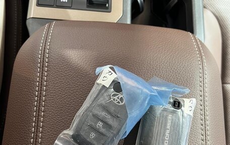 Toyota Land Cruiser Prado, 2024 год, 9 100 000 рублей, 18 фотография