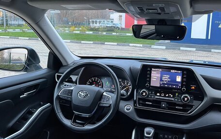 Toyota Highlander, 2021 год, 4 150 000 рублей, 5 фотография