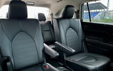 Toyota Highlander, 2021 год, 4 150 000 рублей, 7 фотография