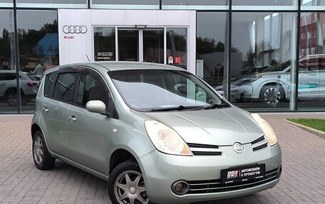 Nissan Note II рестайлинг, 2005 год, 640 000 рублей, 3 фотография