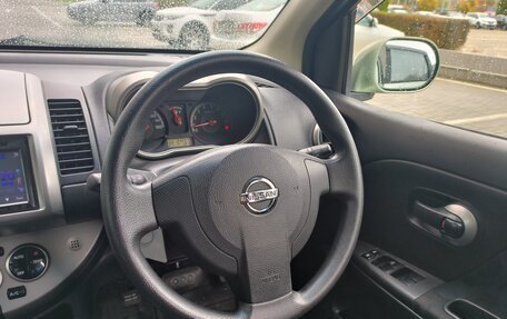 Nissan Note II рестайлинг, 2005 год, 640 000 рублей, 18 фотография