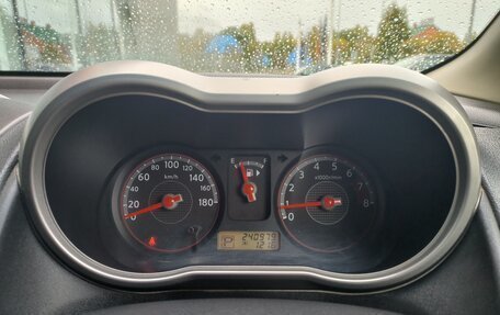 Nissan Note II рестайлинг, 2005 год, 640 000 рублей, 14 фотография