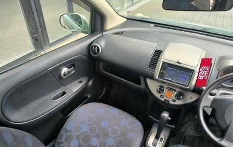 Nissan Note II рестайлинг, 2005 год, 640 000 рублей, 17 фотография
