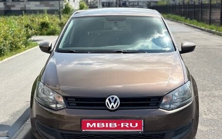 Volkswagen Polo VI (EU Market), 2014 год, 850 000 рублей, 1 фотография