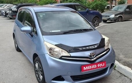 Toyota Ractis II, 2013 год, 870 000 рублей, 1 фотография