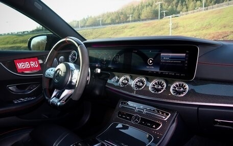 Mercedes-Benz E-Класс AMG, 2018 год, 6 300 000 рублей, 18 фотография
