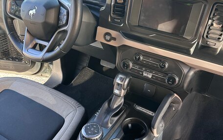 Ford Bronco, 2022 год, 5 800 000 рублей, 21 фотография