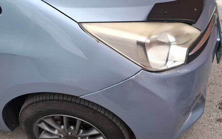 Toyota Ractis II, 2013 год, 870 000 рублей, 2 фотография