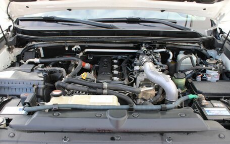 Toyota Land Cruiser Prado 150 рестайлинг 2, 2015 год, 2 850 000 рублей, 9 фотография