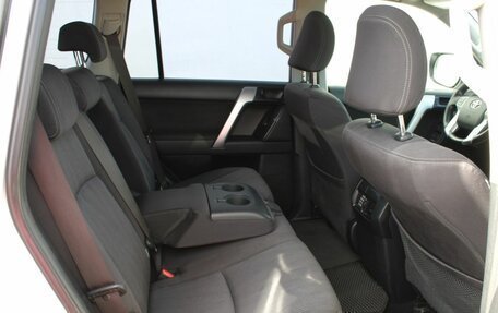 Toyota Land Cruiser Prado 150 рестайлинг 2, 2015 год, 2 850 000 рублей, 13 фотография