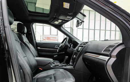 Ford Explorer VI, 2016 год, 2 550 000 рублей, 13 фотография