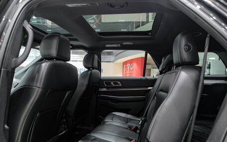 Ford Explorer VI, 2016 год, 2 550 000 рублей, 15 фотография