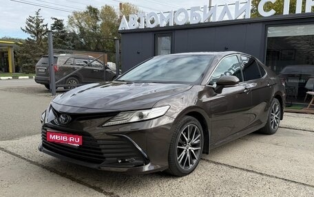 Toyota Camry, 2022 год, 3 100 000 рублей, 1 фотография