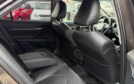 Toyota Camry, 2022 год, 3 100 000 рублей, 12 фотография