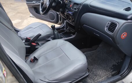 Nissan Almera, 2005 год, 350 000 рублей, 13 фотография