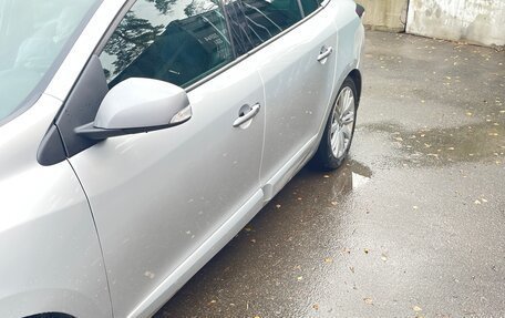 Renault Megane III, 2012 год, 650 000 рублей, 11 фотография