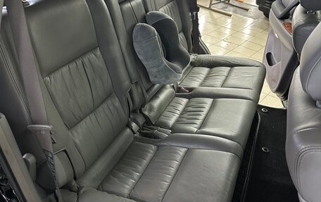 Toyota Land Cruiser 100 рестайлинг 2, 2006 год, 2 800 000 рублей, 4 фотография