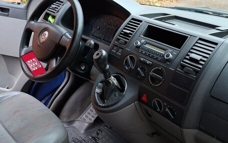 Volkswagen Transporter T5 рестайлинг, 2008 год, 750 000 рублей, 9 фотография