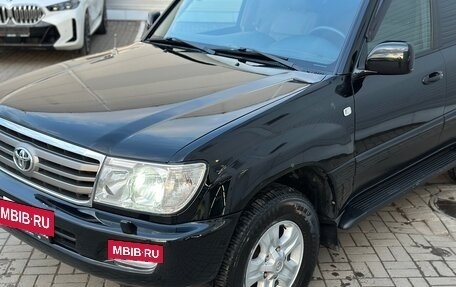 Toyota Land Cruiser 100 рестайлинг 2, 2006 год, 2 800 000 рублей, 10 фотография