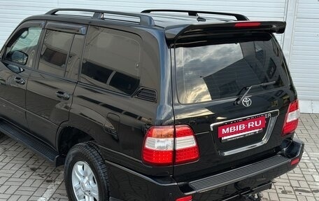 Toyota Land Cruiser 100 рестайлинг 2, 2006 год, 2 800 000 рублей, 14 фотография