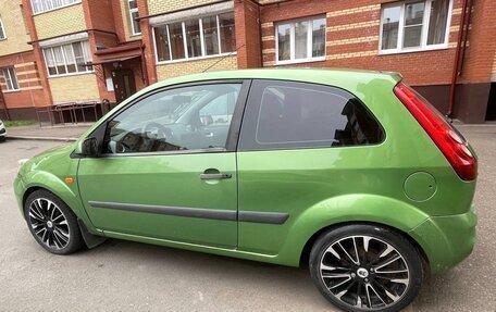 Ford Fiesta, 2006 год, 370 000 рублей, 2 фотография