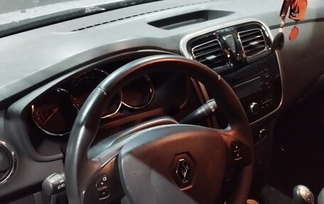 Renault Sandero II рестайлинг, 2015 год, 1 250 000 рублей, 16 фотография