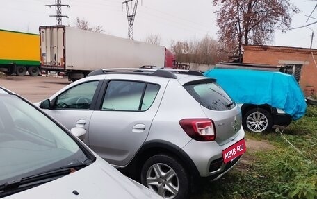 Renault Sandero II рестайлинг, 2015 год, 1 250 000 рублей, 3 фотография