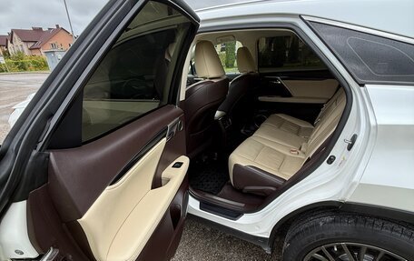 Lexus RX IV рестайлинг, 2017 год, 3 790 000 рублей, 16 фотография