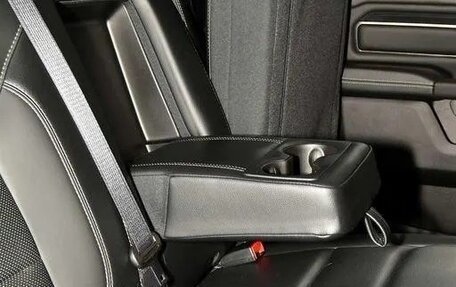 Rambler 1500, 2022 год, 8 990 000 рублей, 9 фотография