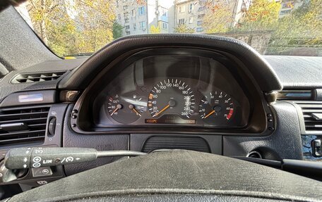 Mercedes-Benz E-Класс, 1998 год, 725 000 рублей, 2 фотография