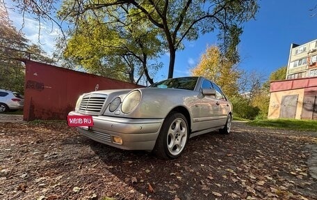 Mercedes-Benz E-Класс, 1998 год, 725 000 рублей, 5 фотография