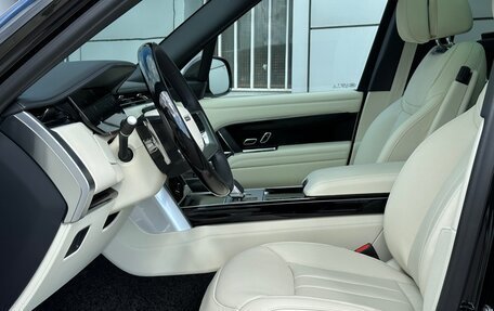 Land Rover Range Rover IV рестайлинг, 2025 год, 27 990 000 рублей, 9 фотография